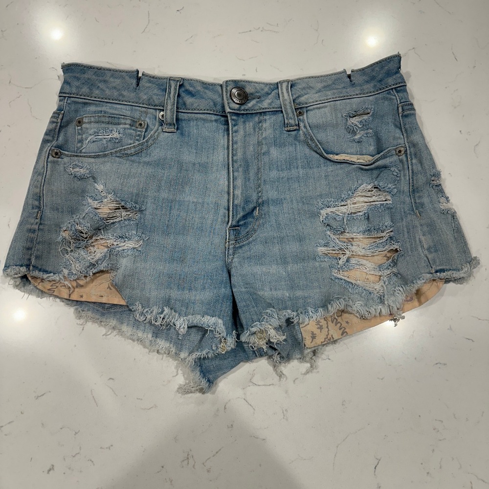 American Eagle Vintage Hi-Rise Festival Denim Shorts Light Wash Distressed 6